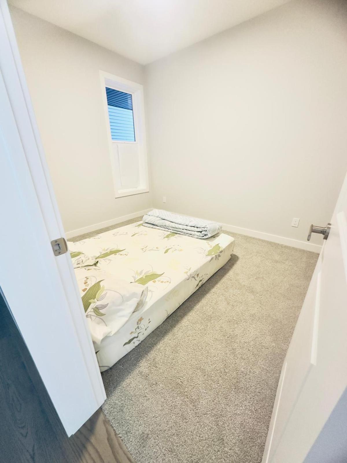 Private Room Minutes To Calgary Airport Yyc, Downtown, Banff Экстерьер фото